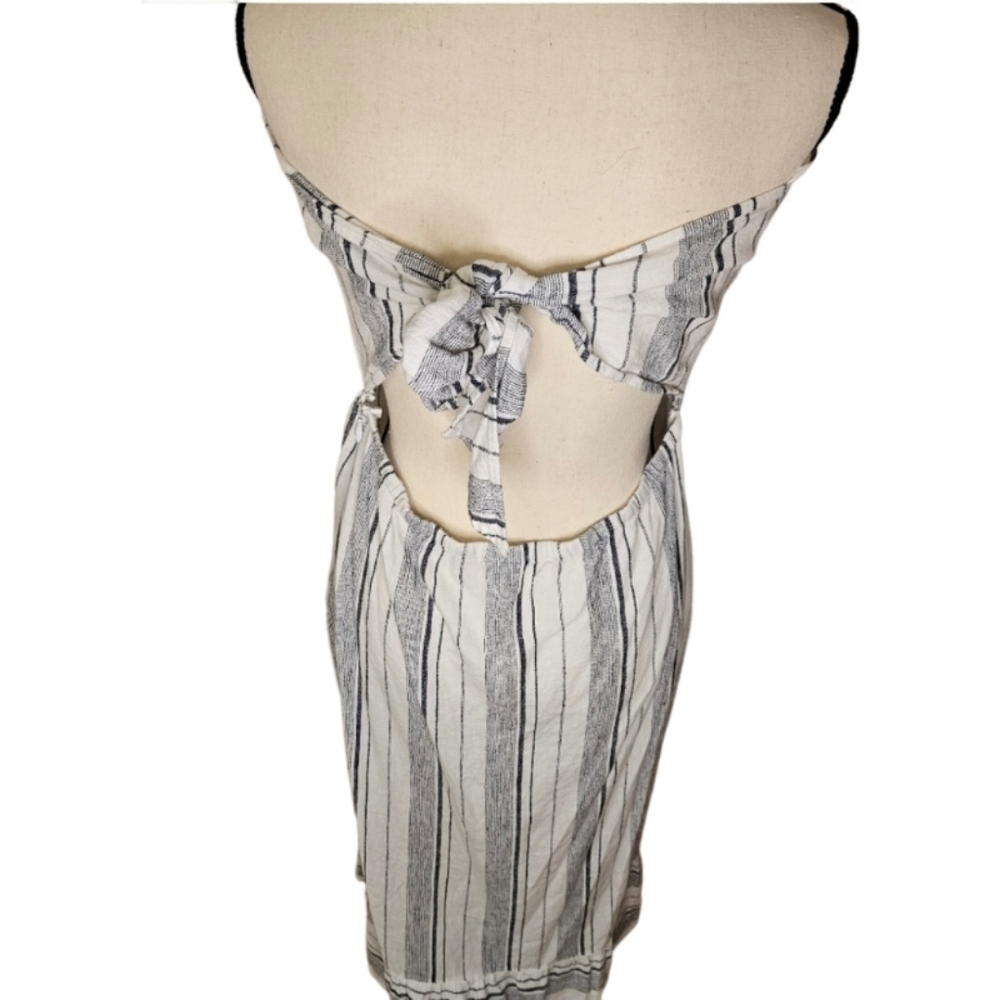 Soho Street New York & Company Open Back Dress - Picture 8 of 10